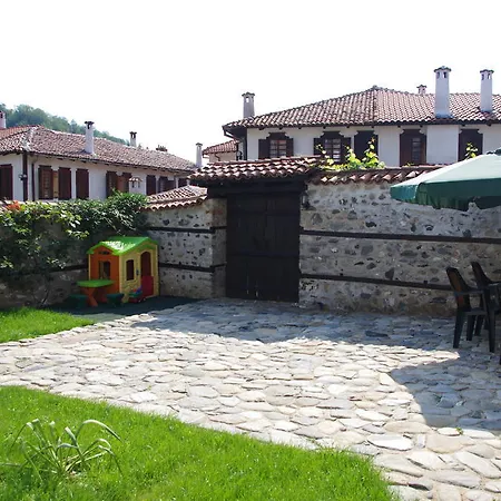 ヴィラ старият град