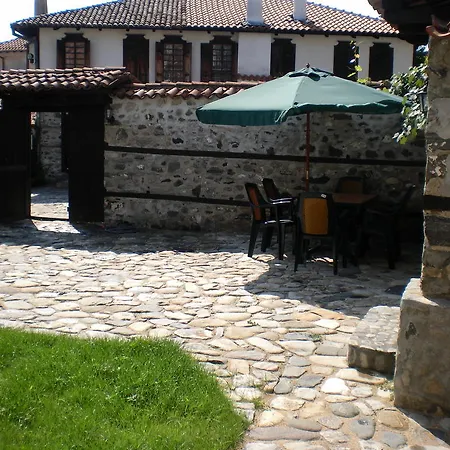 старият град